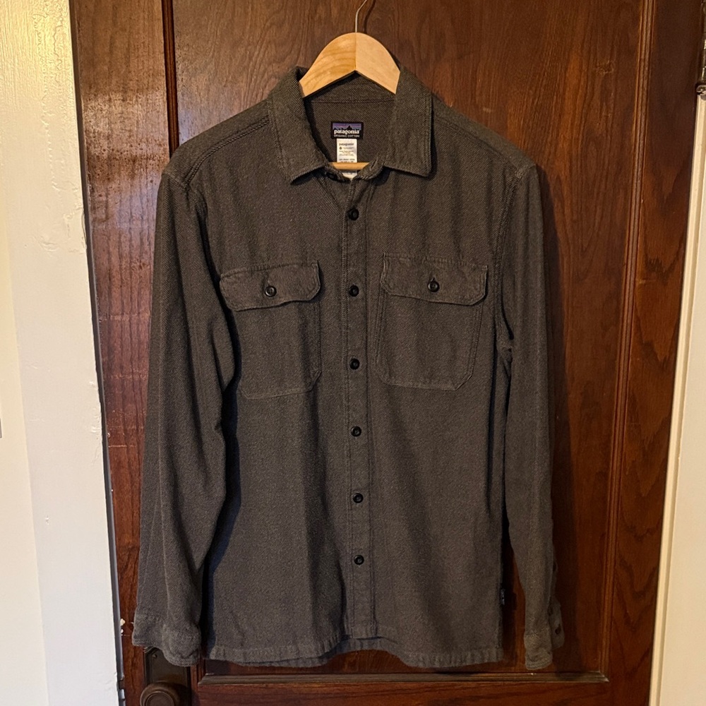 Patagonia Men's Flannel Shirt - Charcoal, Medium